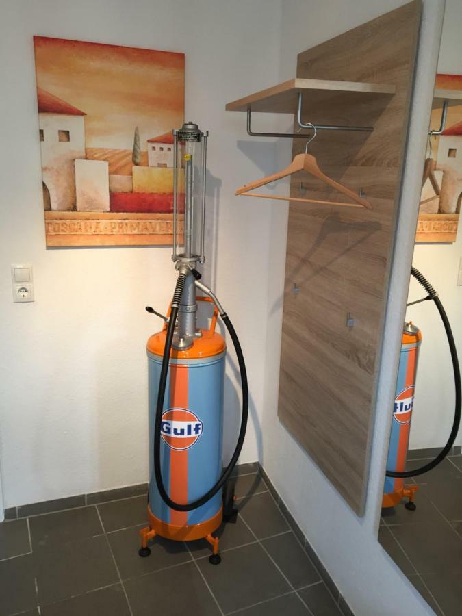 Alte Tankstelle Apartamento Strassenhaus Exterior foto