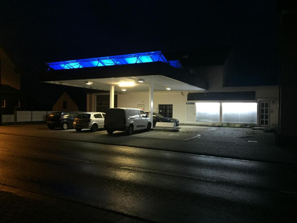 Alte Tankstelle Apartamento Strassenhaus Exterior foto